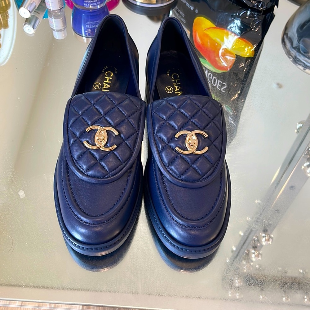 NIB Chanel navy turn lock loafers size 42